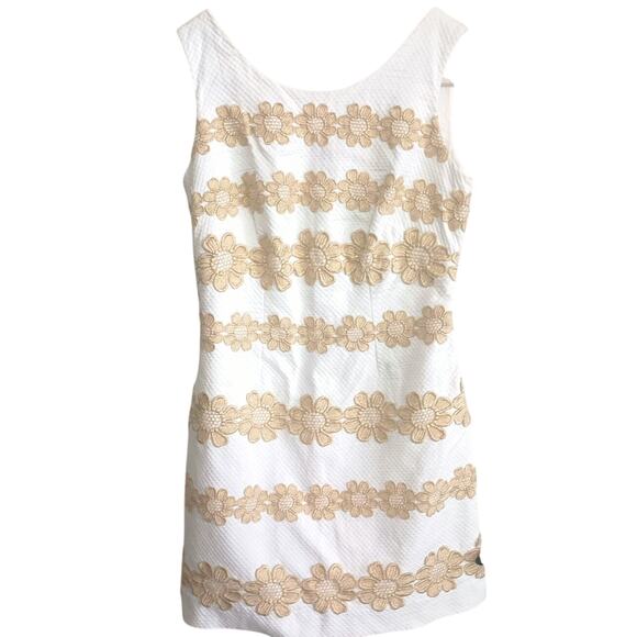 Lilly Pulitzer Dresses & Skirts - Lilly Pulitzer Delia textured white/ gold eyelet flowers. Sz 0/2. Beachy Flirty